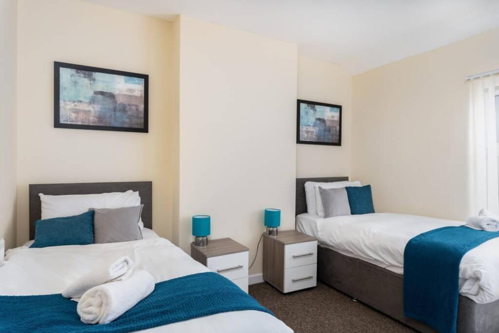 Sleeps 5, Smart Tv'S In Bedrooms สวอนซี ภายนอก รูปภาพ